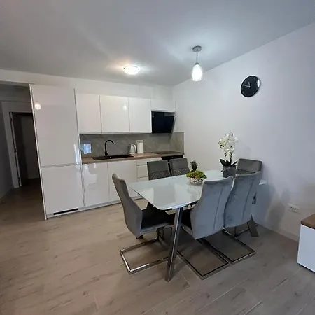 Apartment M-m *