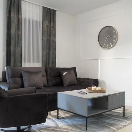 Apartment M-m *