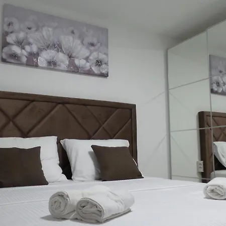 Apartment M-m *